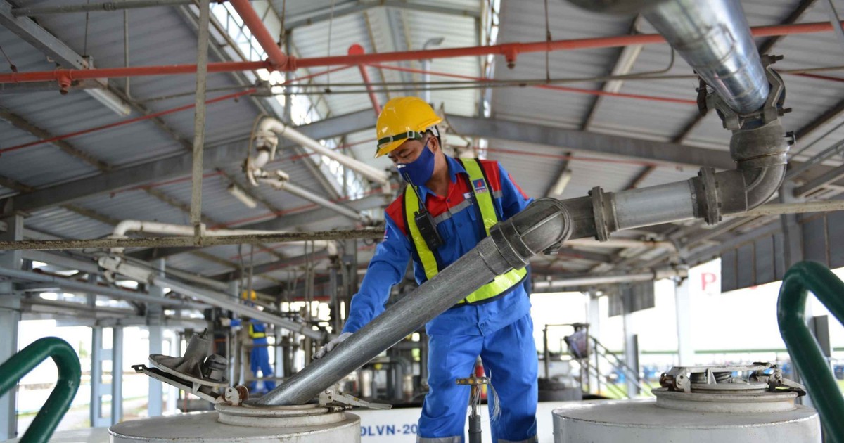 PVOIL lên tiếng sau khi cổ phiếu bị duy trì diện cảnh báo