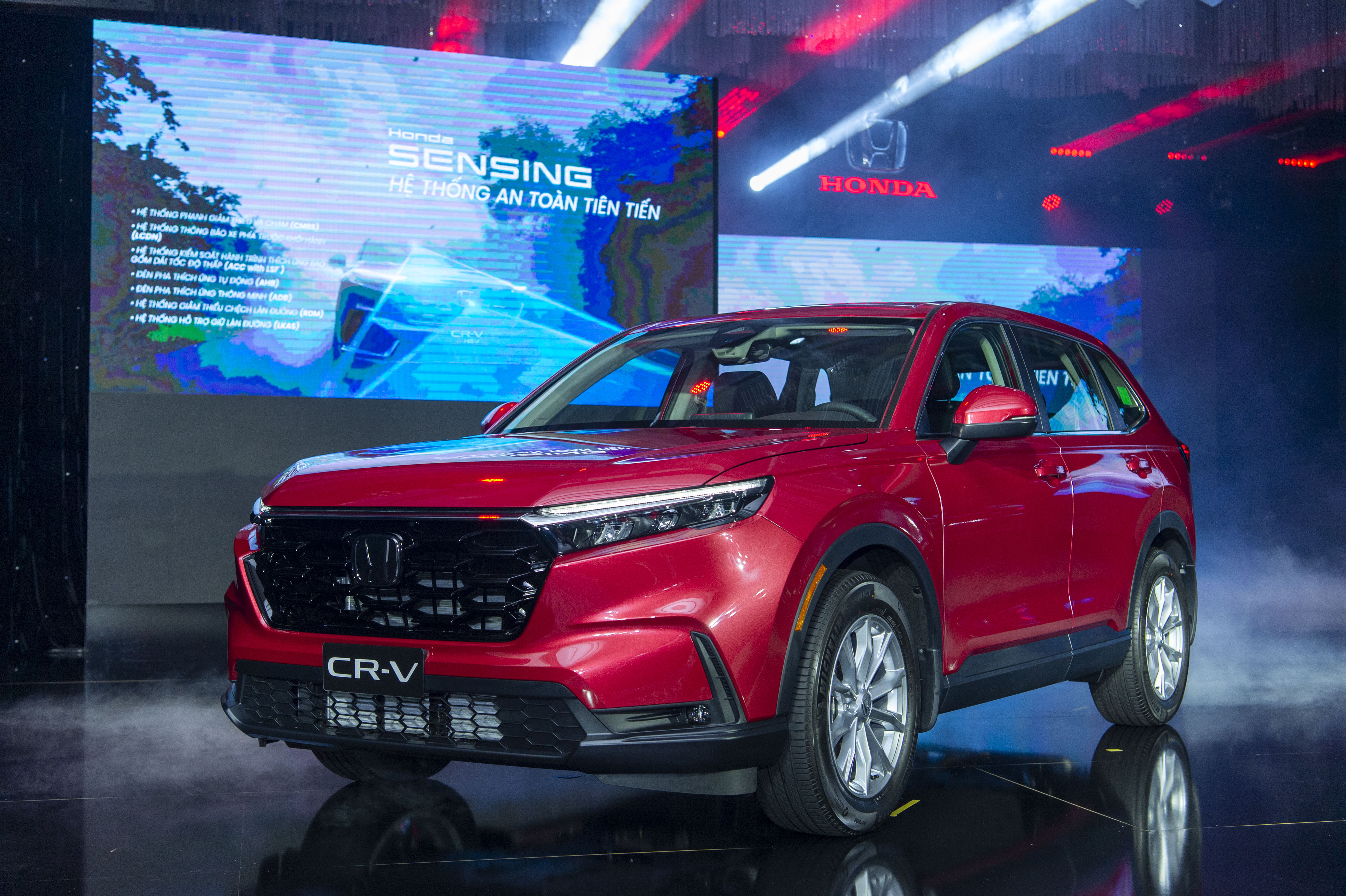 'Ông hoàng' giữ dáng Mazda CX-5, xe điện và những điểm nhấn của thị trường ô tô Việt Nam năm 2023 4