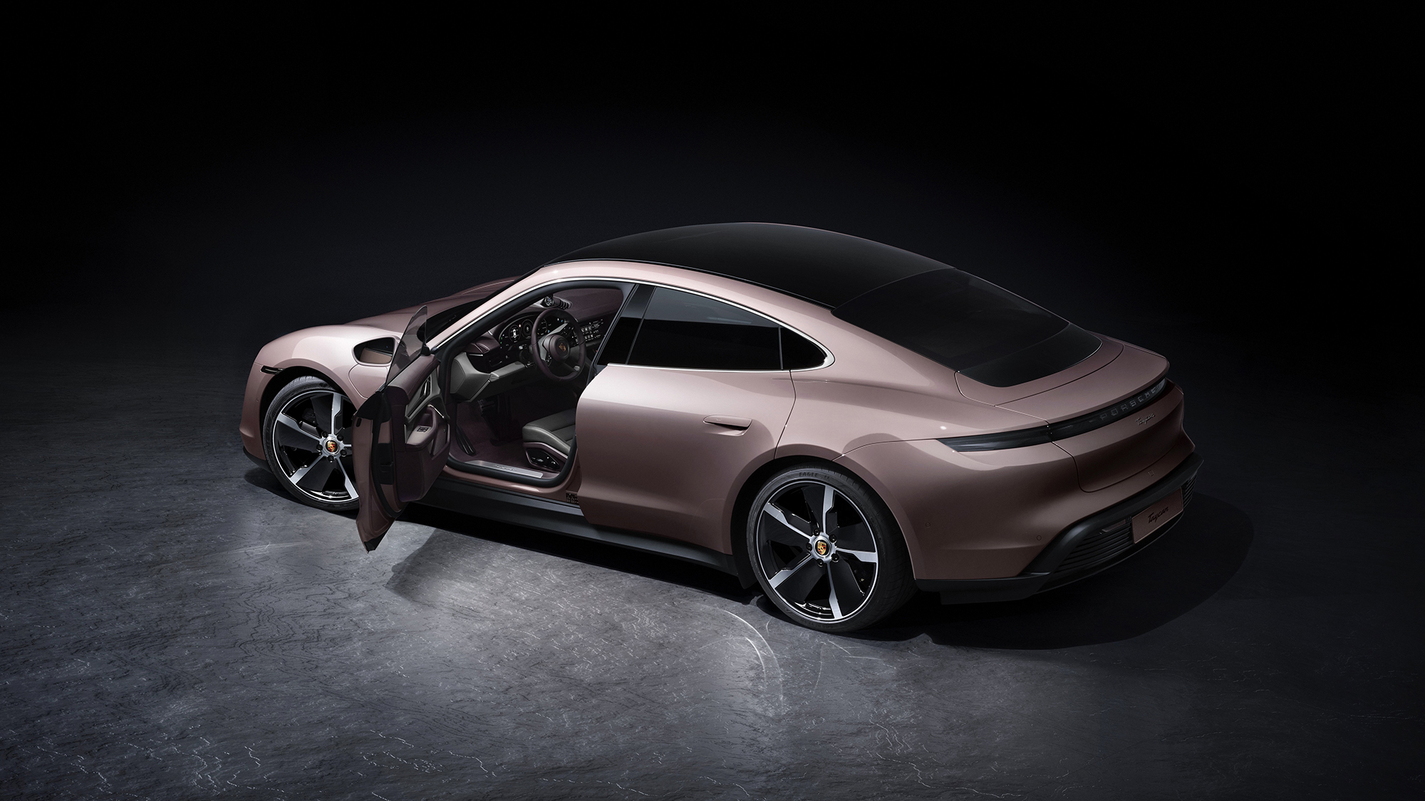 MercedesBenz và Porsche triệu hồi gần 300 xe sang tại thị trường Việt Nam