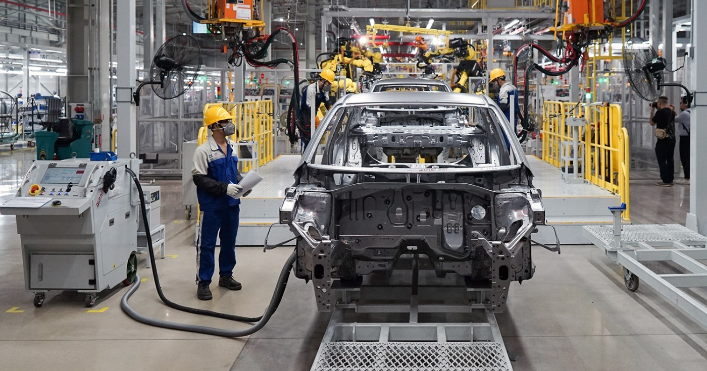 Tháng 2/2024, tổng sản lượng ô tô lắp ráp trong nước giảm mạnh