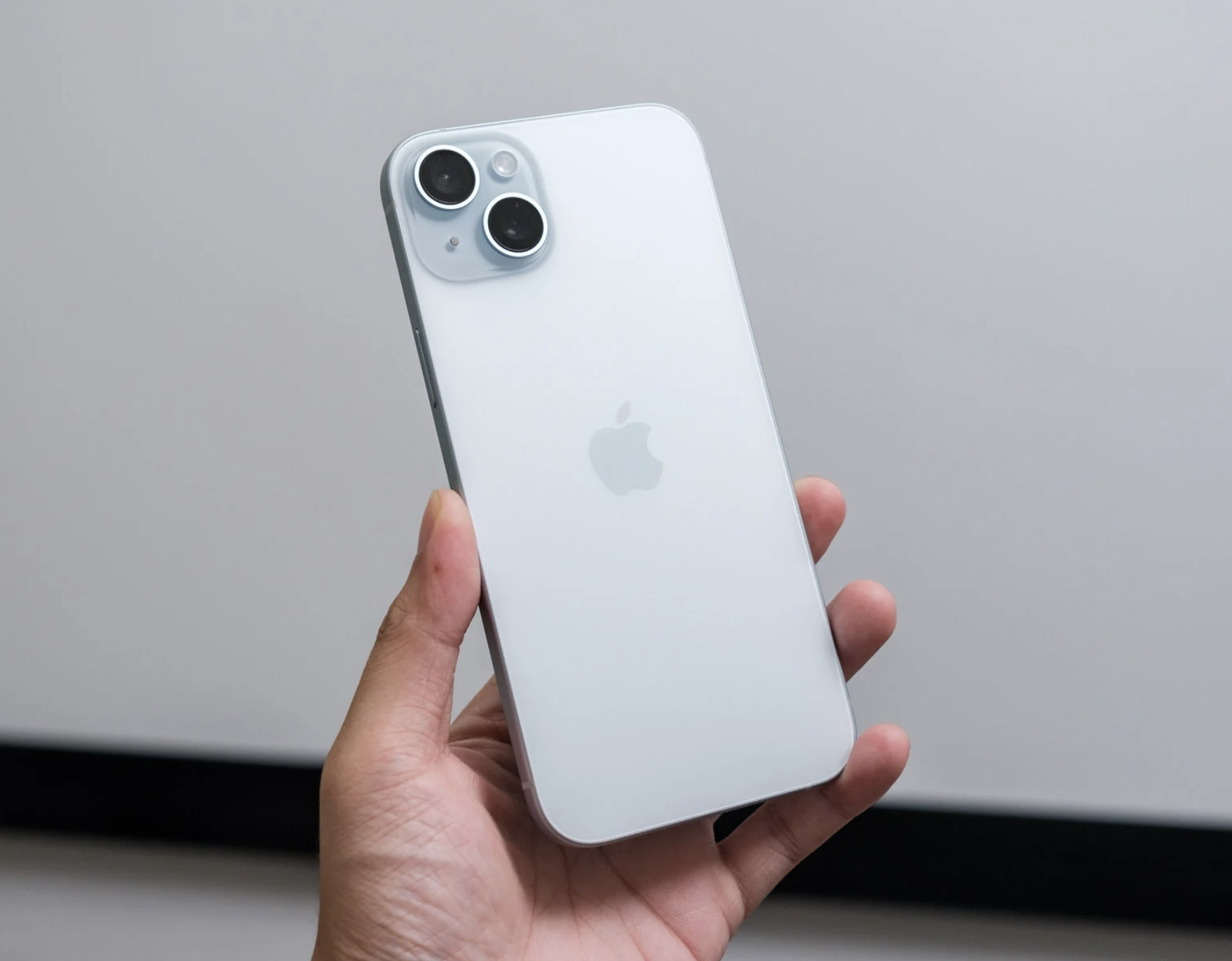 Những smartphone phù hợp dành tặng vợ, người yêu, bạn gái dịp Quốc tế Phụ nữ 8/3 2