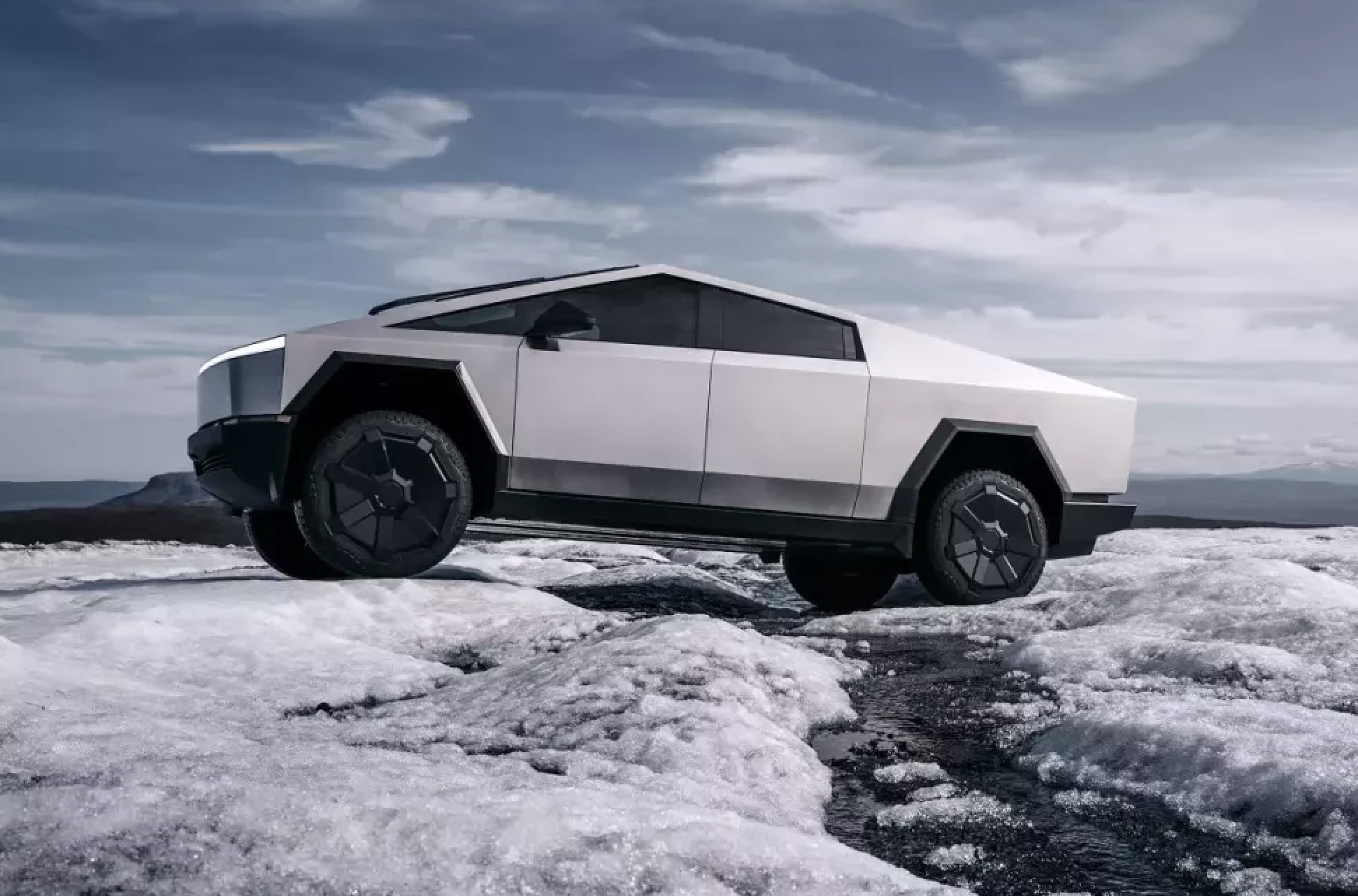 Tesla Cybertruck của Elon Musk làm dấy lên lo ngại về an toàn