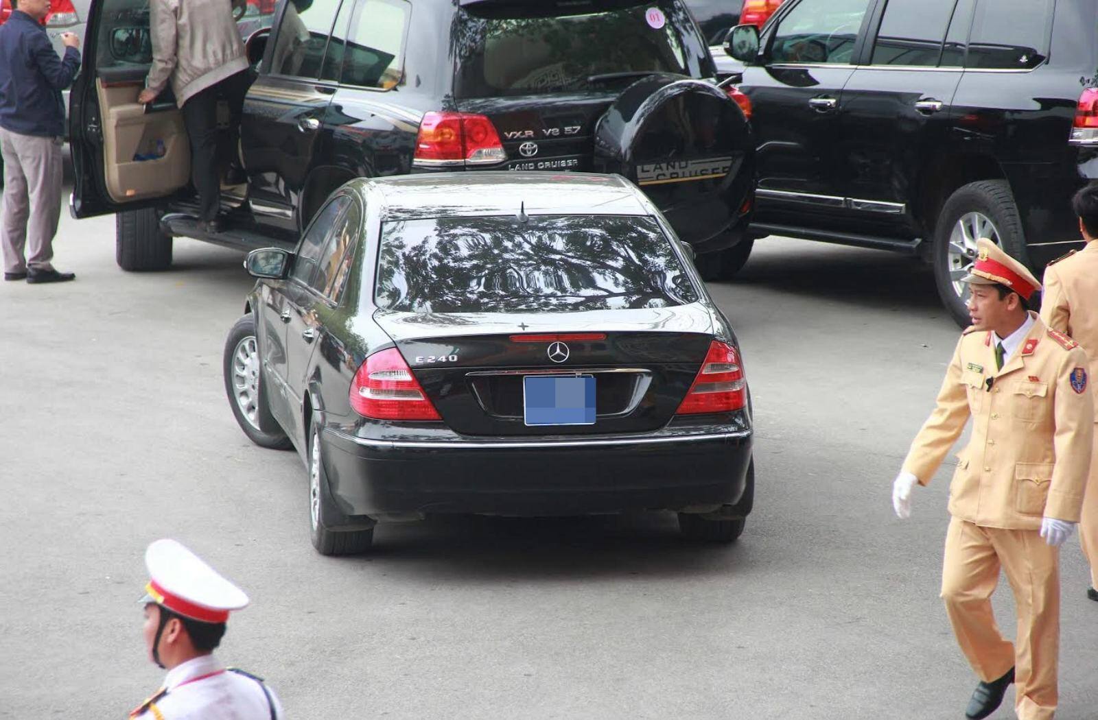 Quy định mới về tiêu chuẩn, định mức sử dụng xe công có hiệu lực từ 10/11