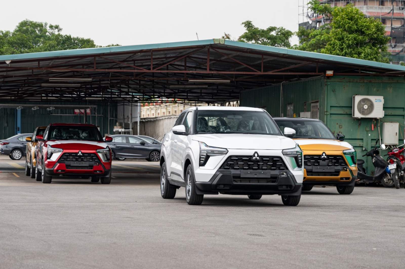 Lộ hình ảnh Mitsubishi Xforce đã về kho tại Việt Nam, sớm ra mắt chính thức