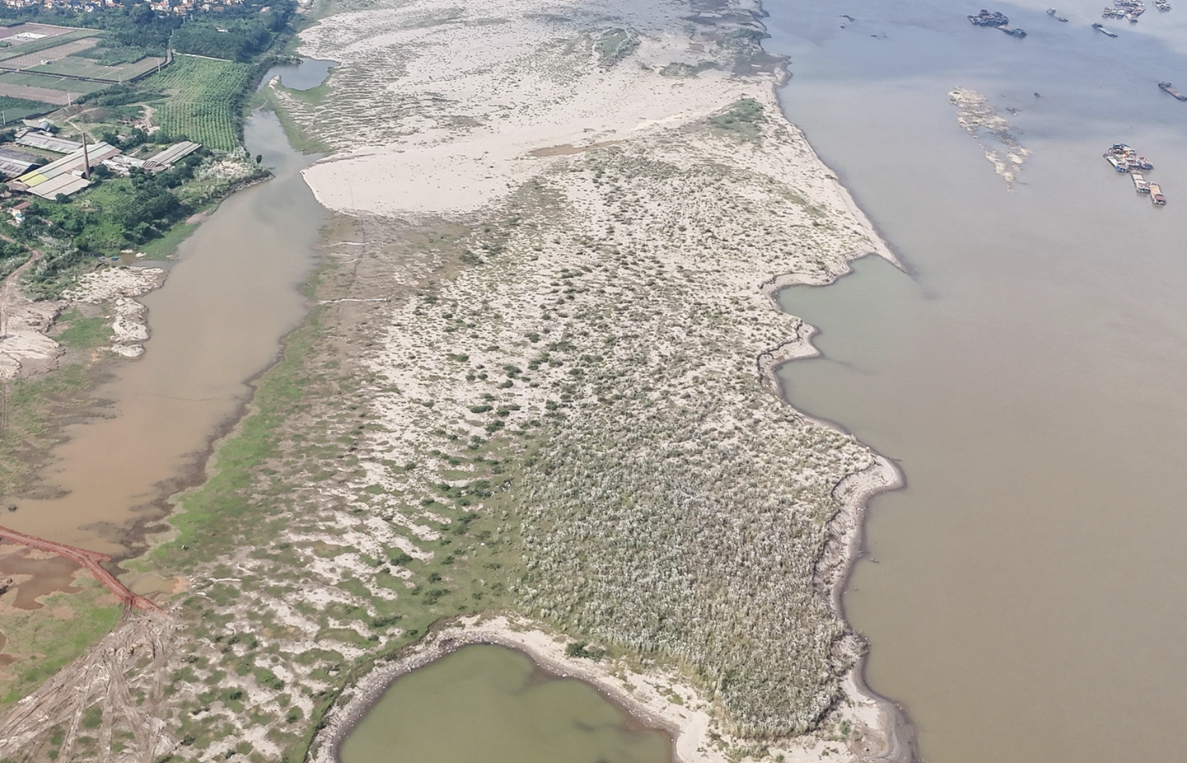 Thủ tướng yêu cầu rà soát, kiểm tra hoạt động tổ chức đấu giá cấp quyền khai thác khoáng sản