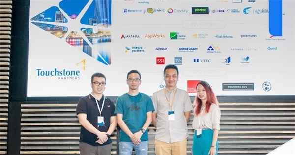 Phòng luyện thi IELTS, TOEIC 'ảo' đầu tiên ở Việt Nam