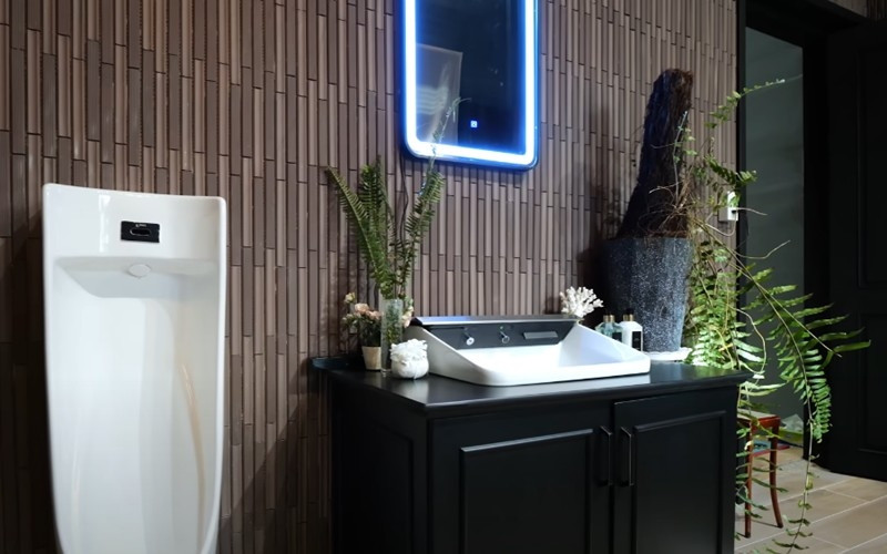 Cháu trai gia tộc giàu có bậc nhất Sài Gòn khoe nhà mới chuẩn quý tộc, vườn hoa tự trồng chứa cả một dòng suối 18