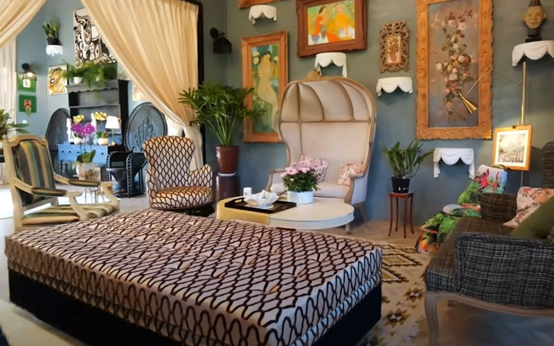 Cháu trai gia tộc giàu có bậc nhất Sài Gòn khoe nhà mới chuẩn quý tộc, vườn hoa tự trồng chứa cả một dòng suối 10