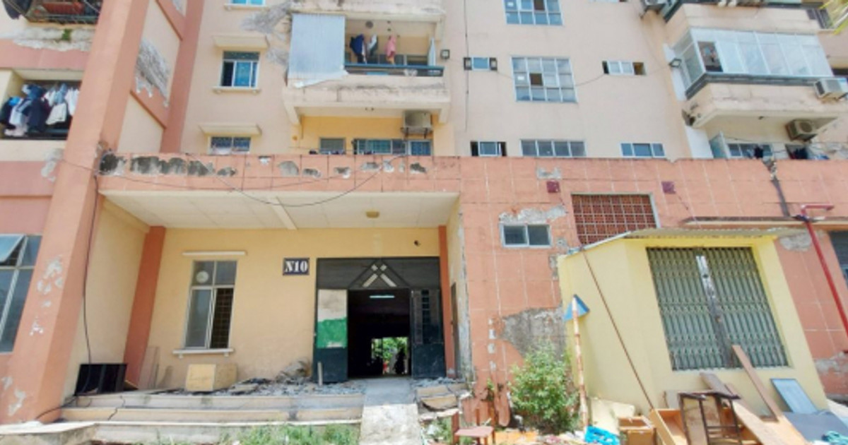 Vướng mắc cơ chế bảo trì, nhiều nhà tái định cư ở Hà Nội xuống cấp nghiêm trọng