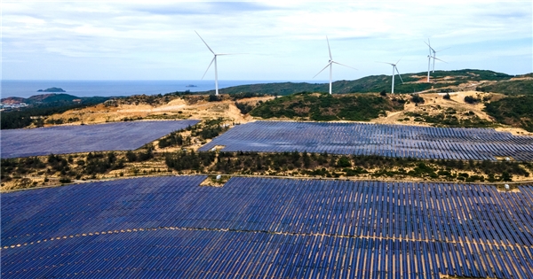 Cơ hội 'đi sau về trước' trong tăng trưởng xanh