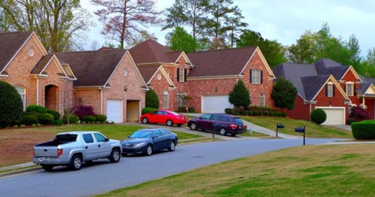 Cuộc khủng hoảng nhà ở thứ 2 tại Mỹ, người nghèo lo sốt vó, người giàu mừng ra mặt