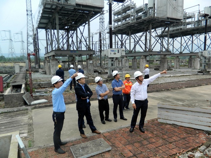 Tập trung nâng cao năng lực truyền tải điện, đảm bảo vận hành mạch 500kV liên kết Trung - Bắc
