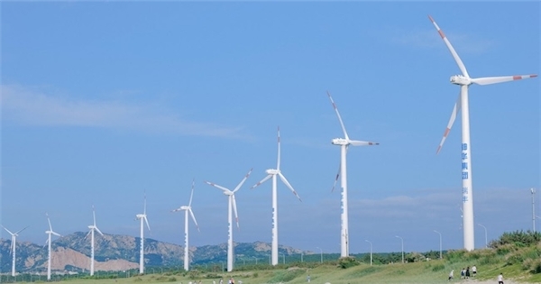 Rào cản chính với đầu tư vào năng lượng tái tạo