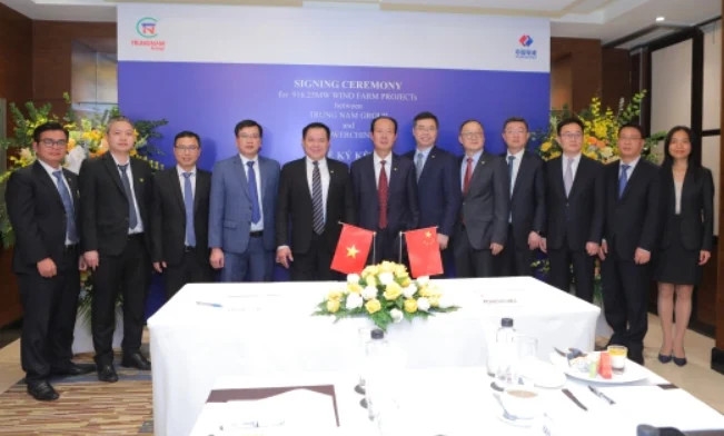 Trung Nam bắt tay công ty Trung Quốc xây dựng cụm điện gió 916 MW