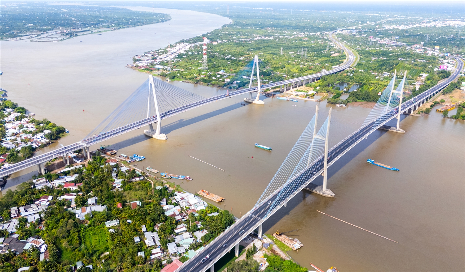 Cận cảnh cầu Mỹ Thuận 2 và cao tốc Cần Thơ - Mỹ Thuận trước ngày khánh thành 6