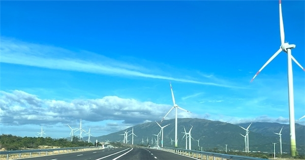 Trách nhiệm của EVN trước sai phạm của những dự án điện