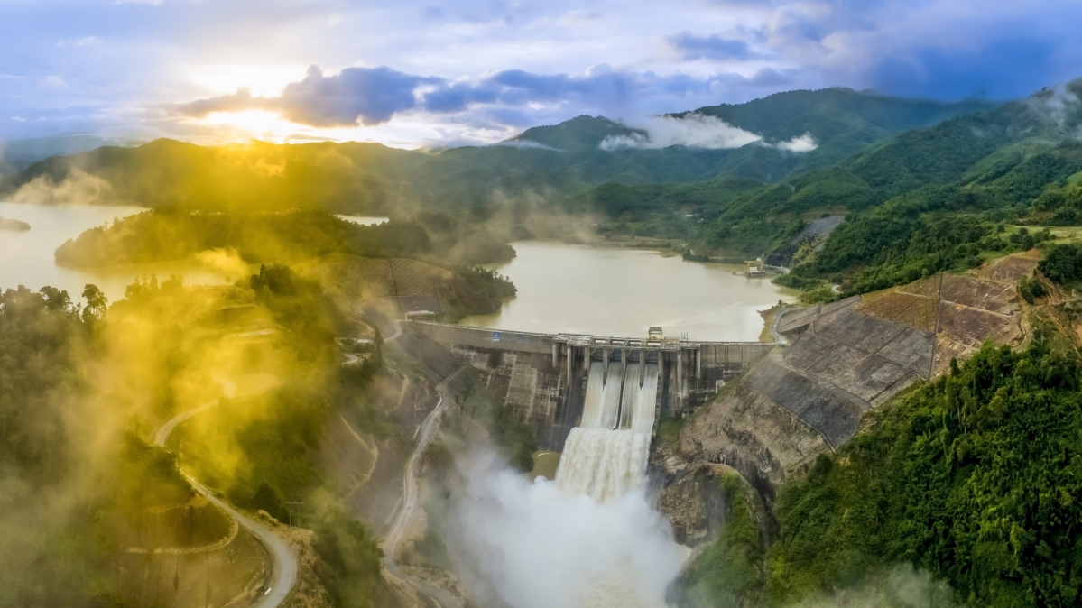 Chuẩn bị chào sàn HoSE, Thuỷ điện Hủa Na (HNA) tiết lộ loạt dự án năng lượng tiềm năng mới