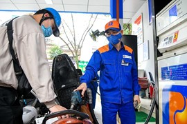 Giá xăng dầu hôm nay 04/01/2024: Đồng loạt giảm trong kỳ điều hành đầu tiên của năm mới