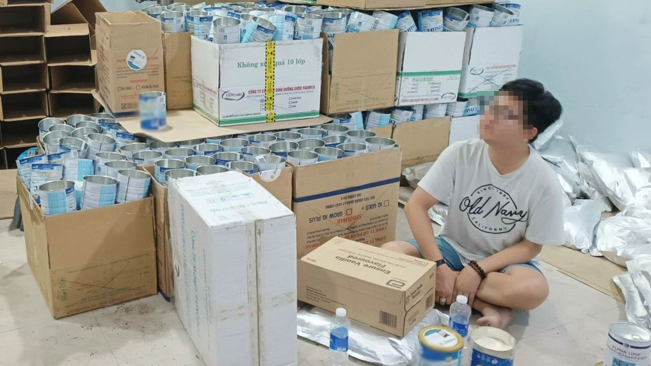 Phát hiện xưởng sản xuất sữa bột giả quy mô liên tỉnh tại Bình Dương, Thành phố Hồ Chí Minh 2