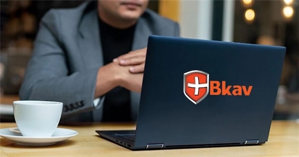 VNDirect khó thu hơn 30 tỷ từ Bkav