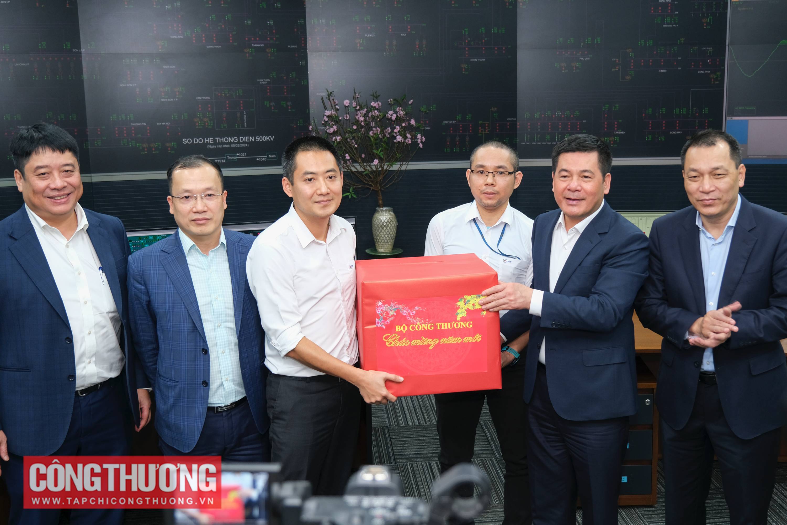 Huy động hợp lý các nguồn điện, ưu tiên đảm bảo cung ứng điện ổn định, an toàn dịp Tết 5