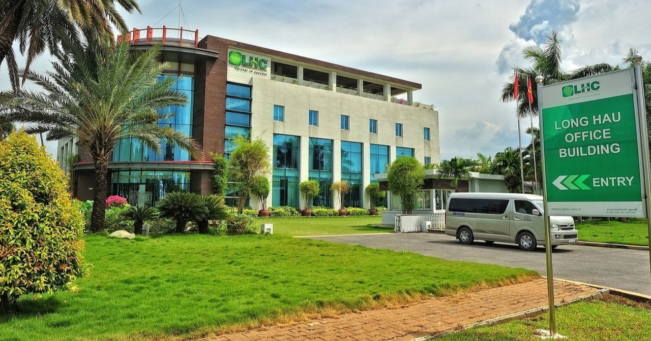 Ông lớn Long Hậu lãi đậm từ cho thuê nhà xưởng xây sẵn và khu lưu trú