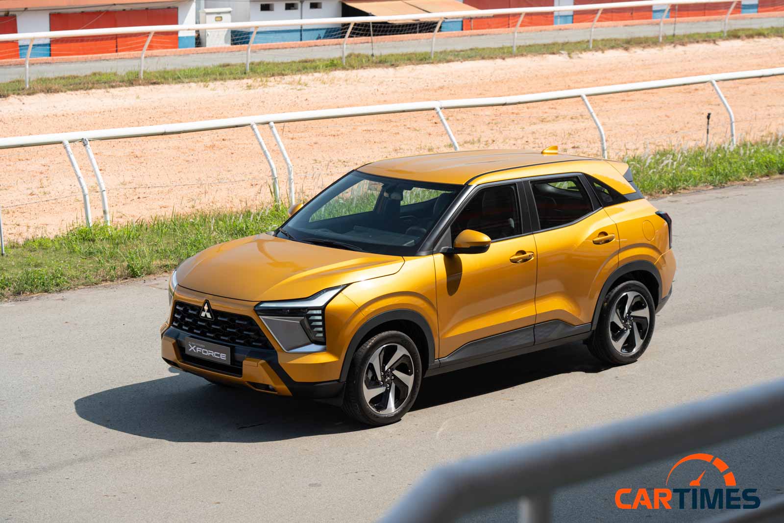 Hàng loạt mẫu xe tại Việt Nam giảm giá trong tháng 3, từ vài chục đến vài trăm triệu