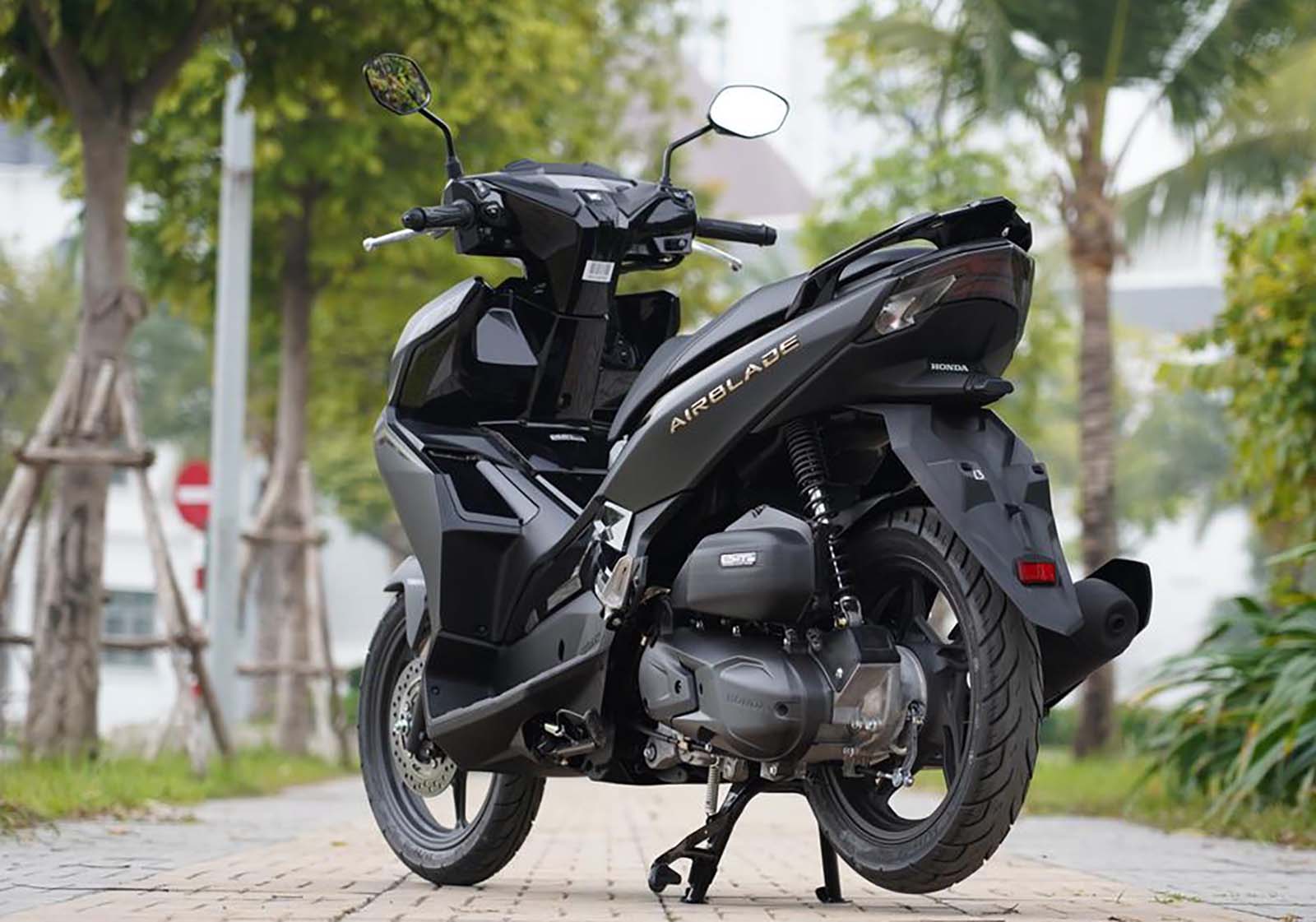 Bảng giá xe Honda Air Blade mới nhất tháng 3/2024 3