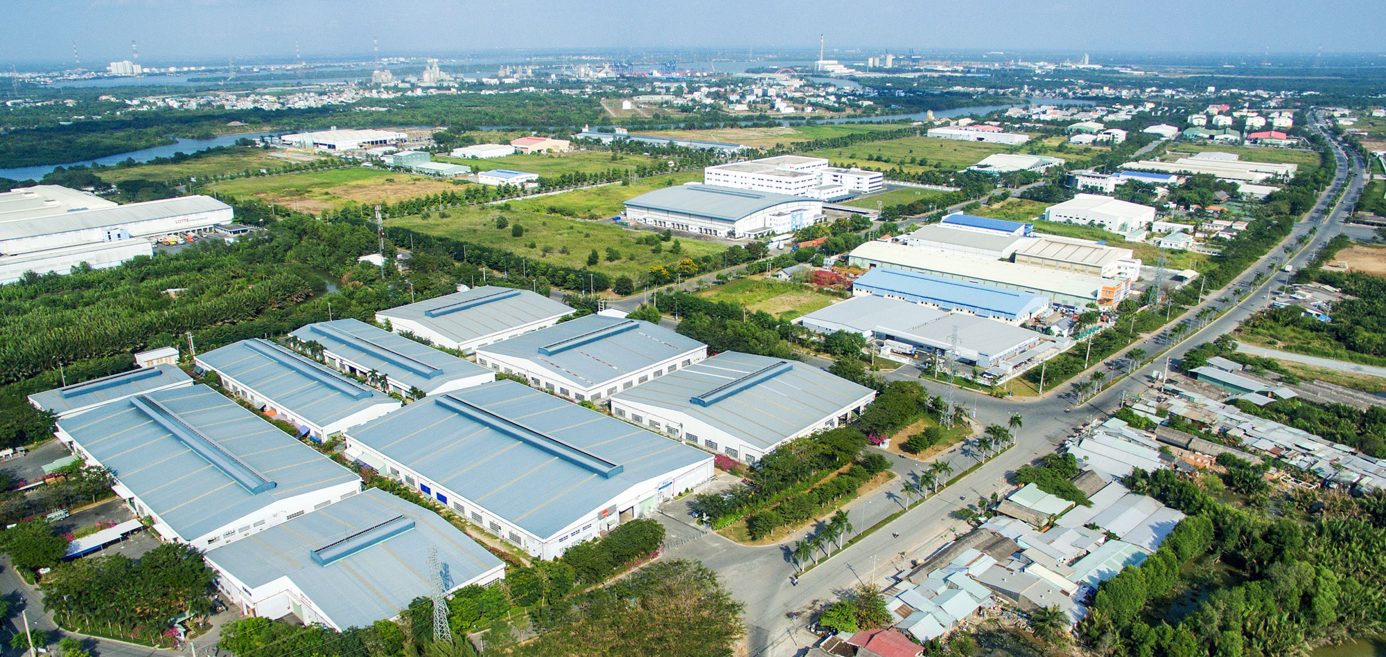 Phát triển khu công nghiệp bền vững: Cần lắm một 'lối đi' riêng