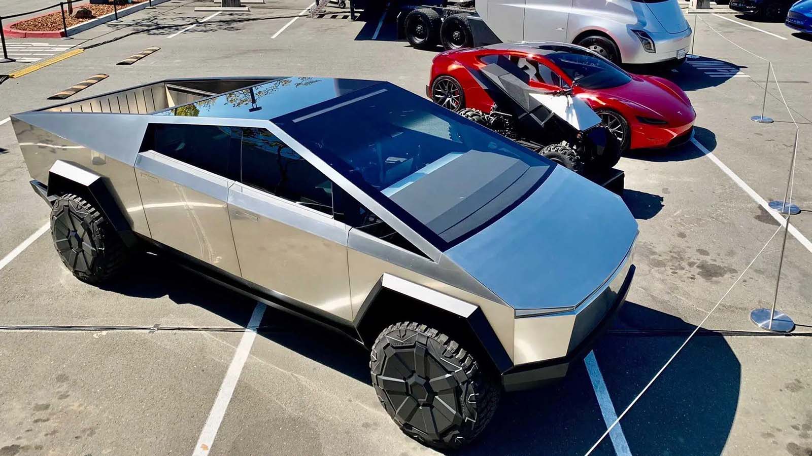 Tesla Cybertruck bao giờ 'đổ bộ' thị trường ASEAN? 2