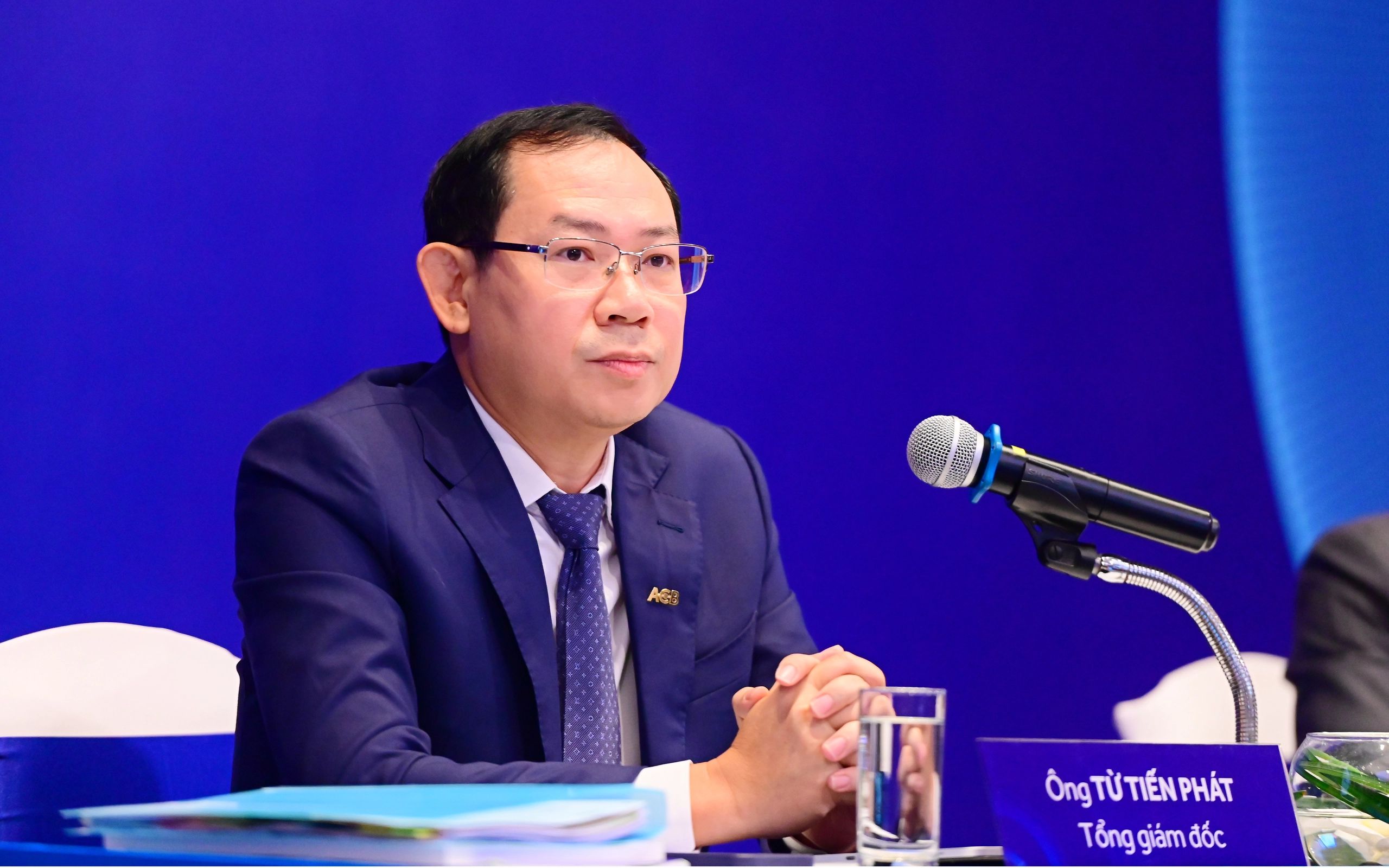 Ngân hàng ACB: Sẽ dùng hết room tín dụng năm nay, chưa có ý định bán vốn tại ACBS 2
