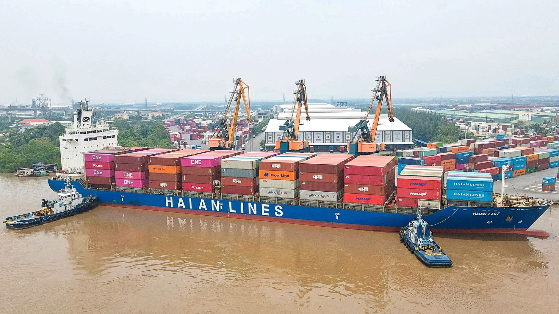 Dự kiến nhận thêm 2 tàu mới, Xếp dỡ Hải An (HAH) vẫn 'cài số lùi' mục tiêu lãi năm nay