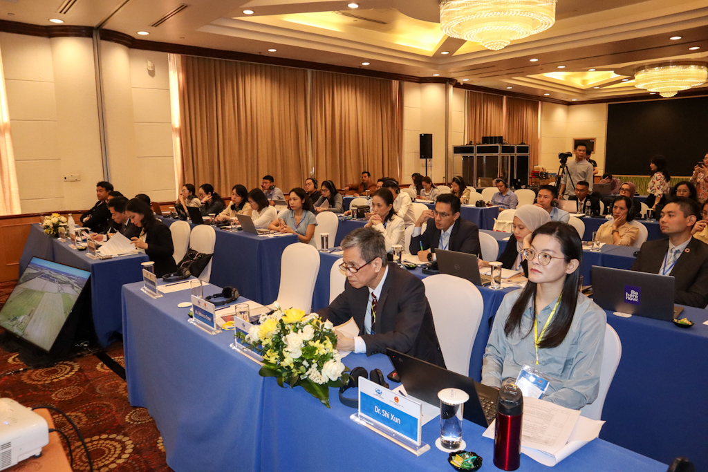 Thúc đẩy logistics xanh hướng tới tăng trưởng toàn diện và bền vững 2