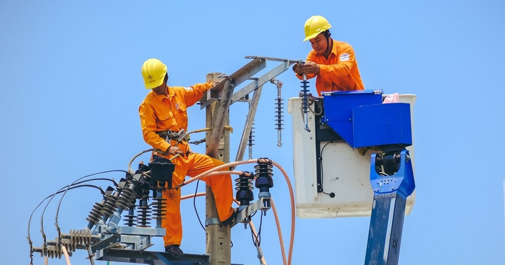 Bộ Công Thương đề xuất giảm xuống còn 5 bậc giá bán lẻ điện, mức cao nhất hơn 3.600 đồng/kWh