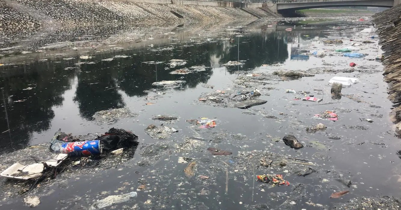 Hà Nội quyết tâm 'hồi sinh' sông Tô Lịch, làm sống lại hình ảnh dòng sông xanh