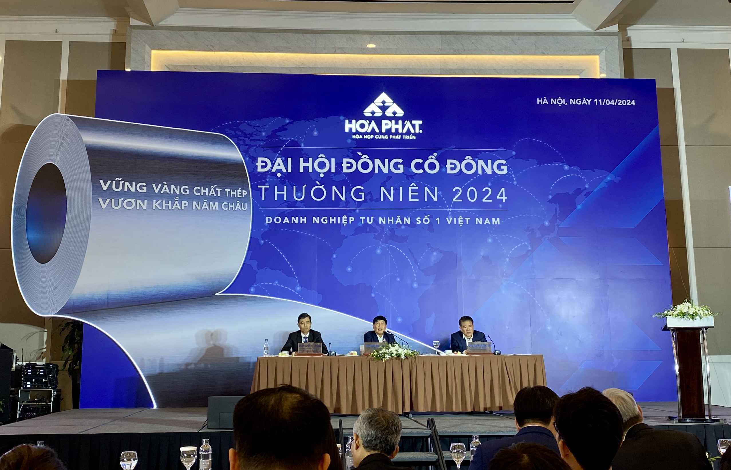 Chủ tịch Hoà Phát: Sản xuất 6,7 triệu tấn thép HRC nhưng nhập khẩu tới 9,6 tấn, tại sao không kiện bán phá giá?
