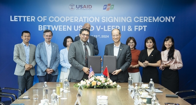FPT hợp tác với USAID thúc đẩy năng lượng sạch