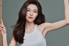 Ám ảnh về “đại dịch rụng tóc”, người tiêu dùng Trung Quốc chi bộn tiền cho các sản phẩm cao cấp