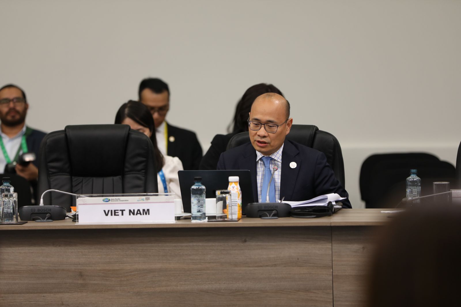 Việt Nam
