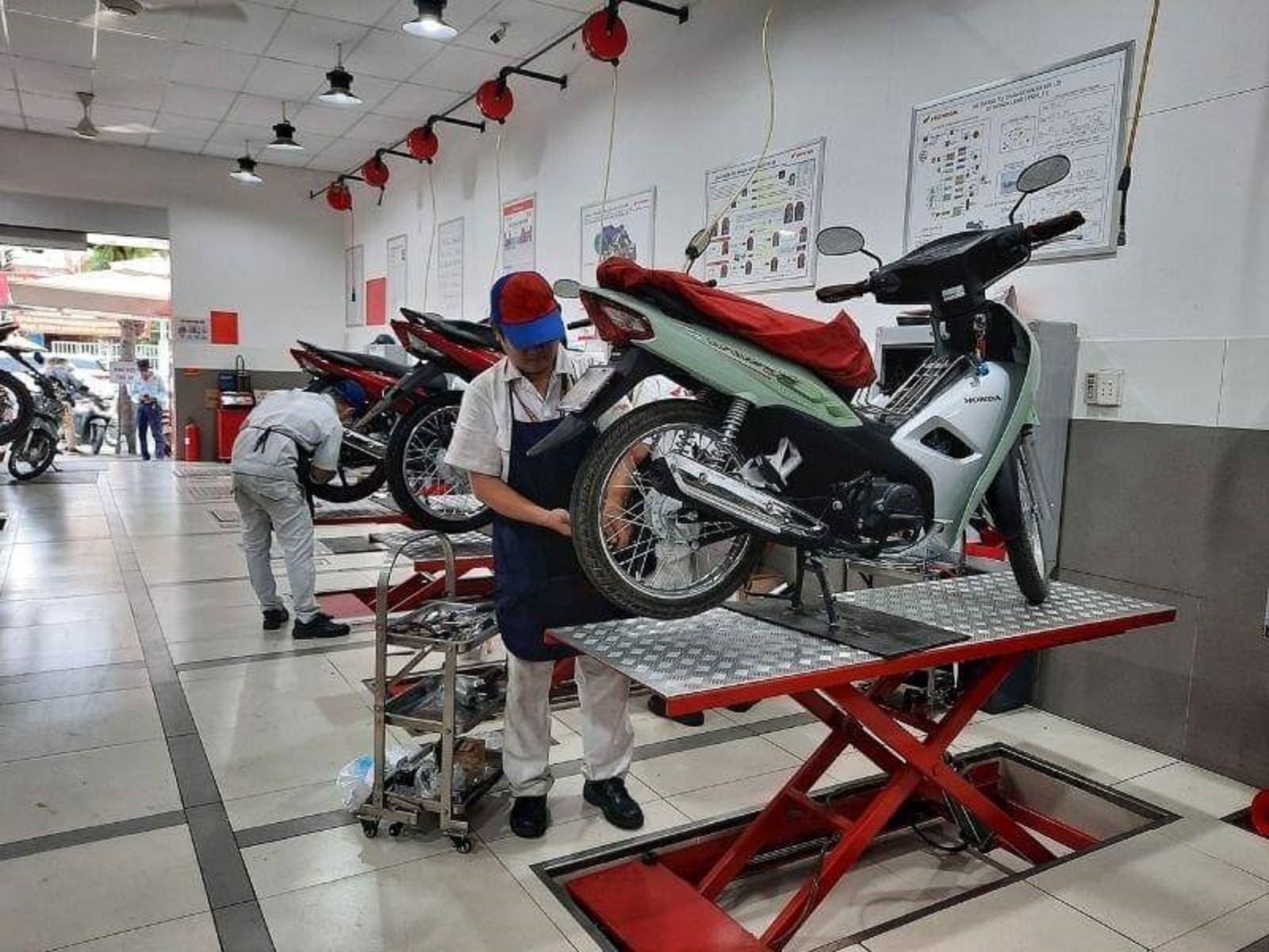 Những lưu ý khi bảo dưỡng định kỳ xe máy