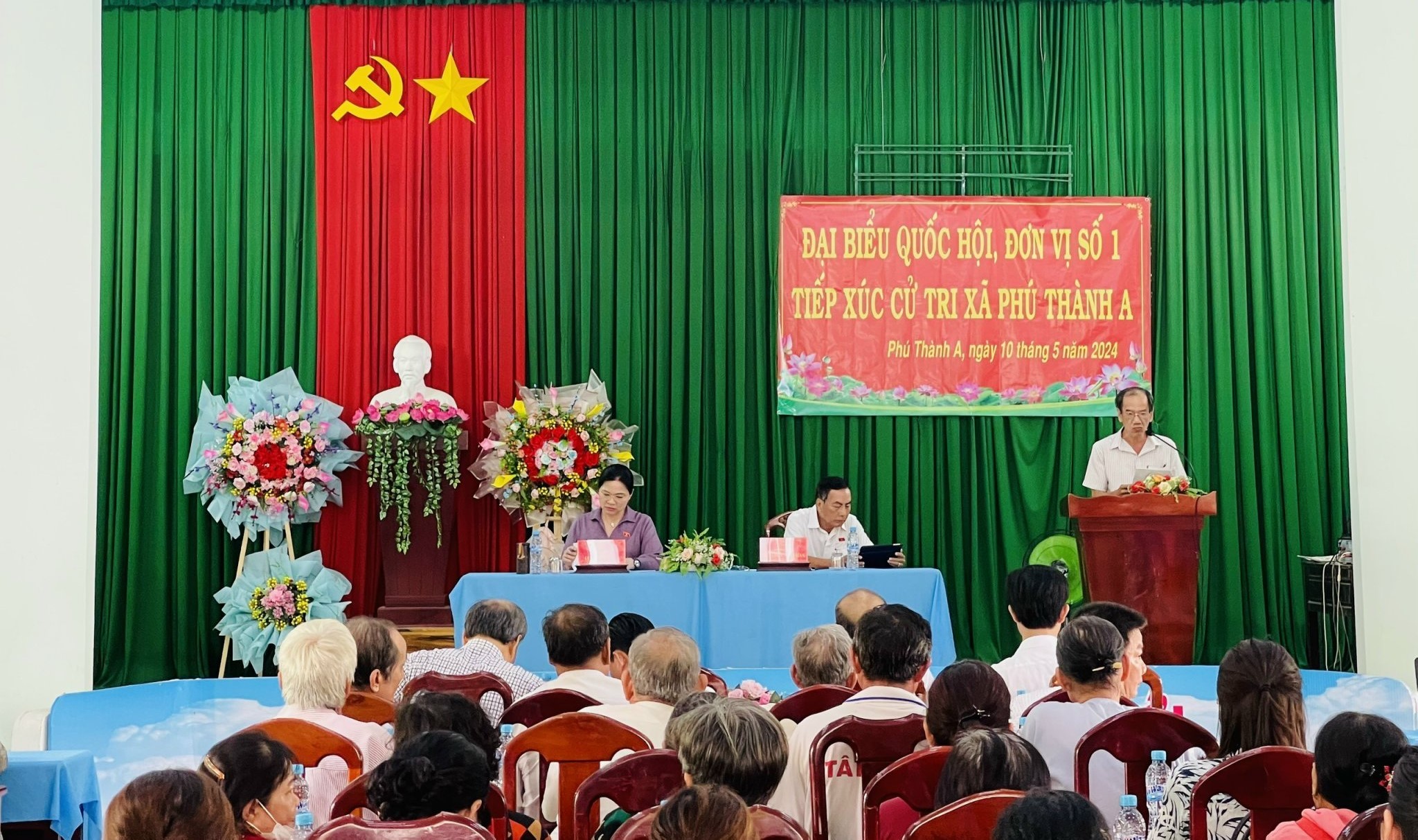 cử tri