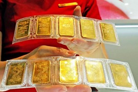 Bất ngờ thêm Công ty SJC tham gia bán vàng bình ổn