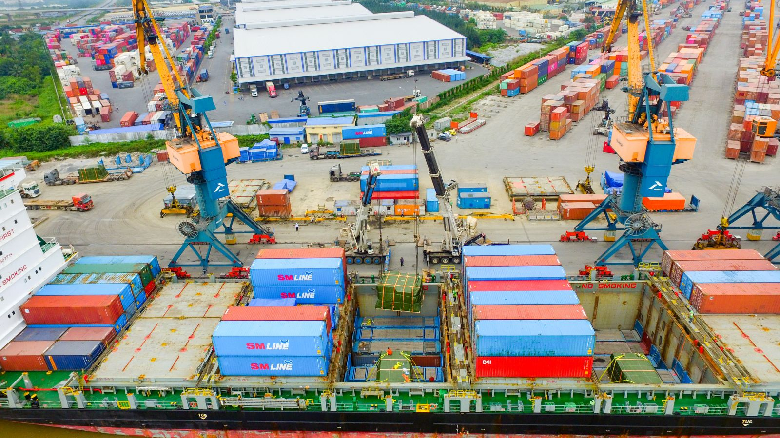 Xếp dỡ Hải An (HAH) chốt ngày chia cổ tức, tăng vốn điều lệ thêm 15%