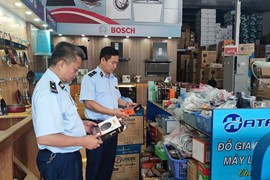 Cục Quản lý thị trường tỉnh Lào Cai: Ngăn chặn kịp thời các hành vi buôn bán, gian lận thương mại