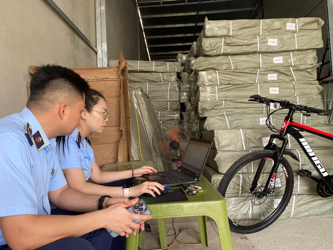 thương mại điện tử