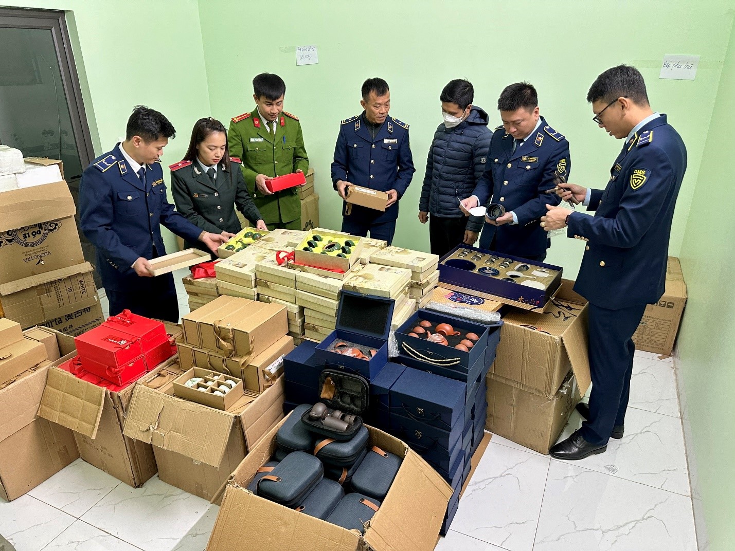 Thái Nguyên xử lý 32 vụ vi phạm thương mại điện tử