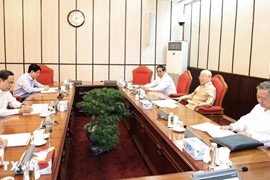 Tổng Bí thư Nguyễn Phú Trọng chủ trì cuộc họp lãnh đạo chủ chốt