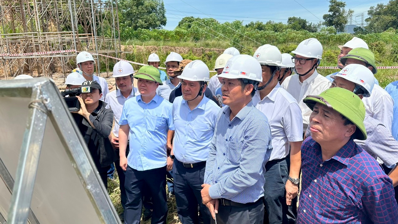 Bộ trưởng Nguyễn Hồng Diên kiểm tra tiến độ thực hiện dự án Đường dây 500kV mạch 3