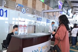 Bay nội địa ế khách giữa cao điểm du lịch hè