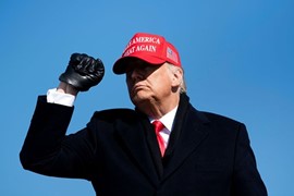 Quốc tế nổi bật: Ông Donald Trump được dỡ bỏ lệnh cấm